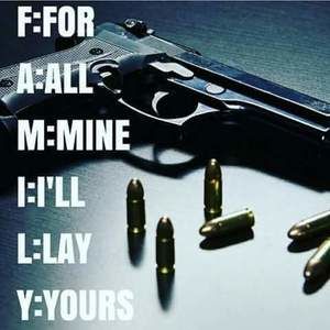 Meet your Posher, Derek